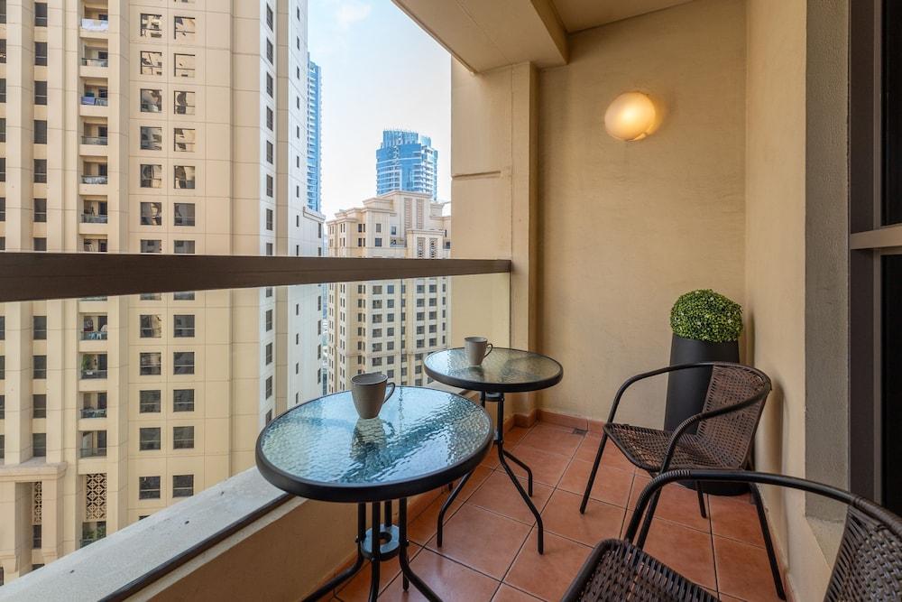 Cozy 3BR Space at JBR Beach Nearby Room