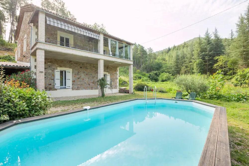 Holiday Home in Molieres-sur-ceze With Pool