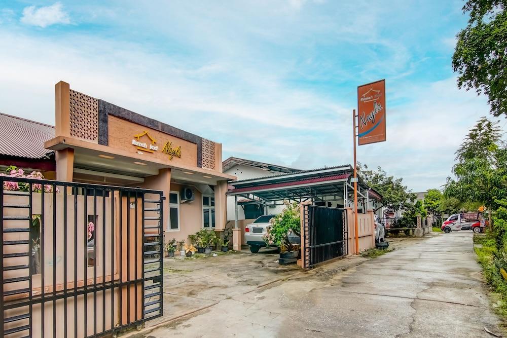 هوتل أو نايلا هوم ستاي سياريا نير كورو كورو بانام، كاراوك، بو، ج آند كافيه