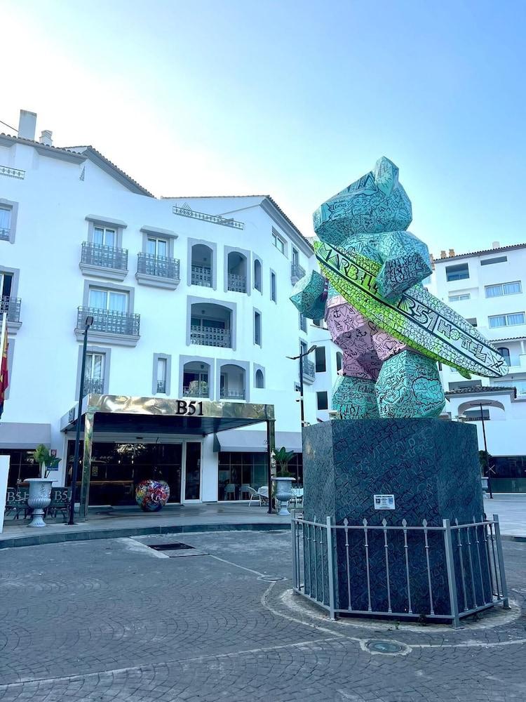 B51 Executive Flats Marbella Puerto Banus Exterior