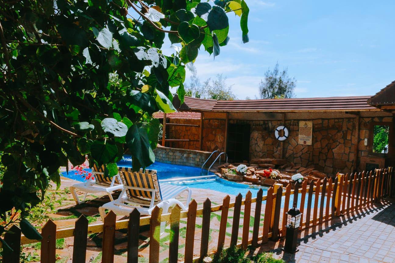 Attractive Chalet with Pool | 4338