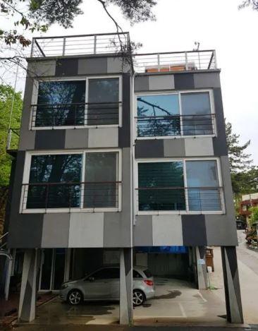 جيونجبوباتو فلاور بنسيون الصورة الأساسية