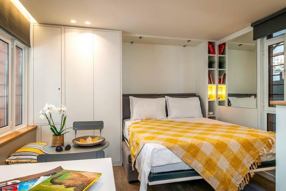 Cozy Nest at Acropolis Footsteps Room