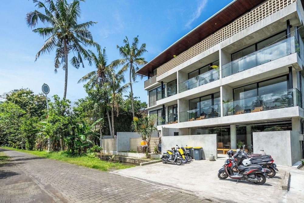 Work Stay and Unwind - Jungle Vista Apartments in Ubud by BCG Exterior