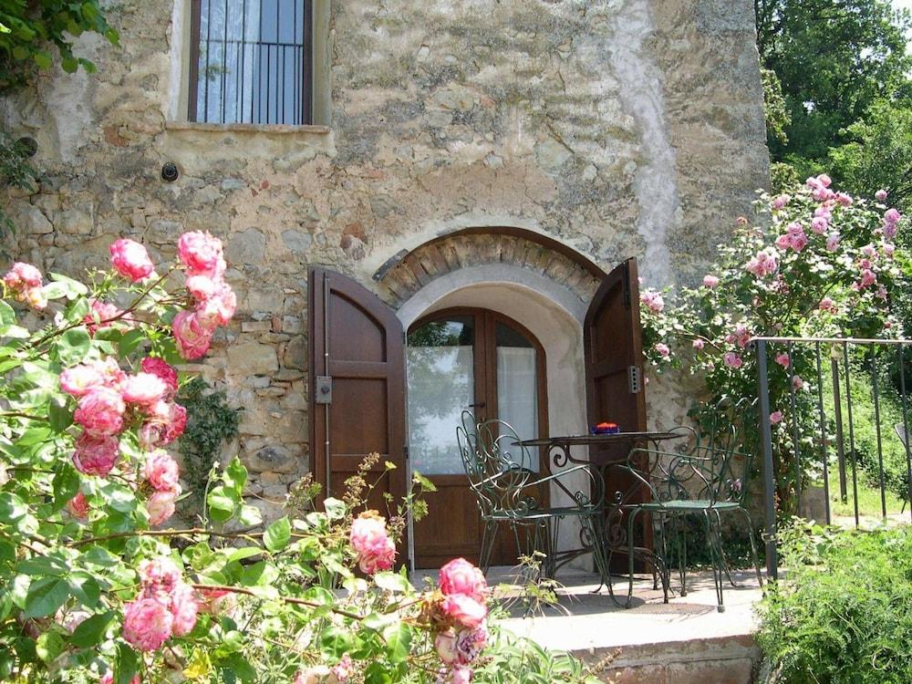 Borgo Fontanini Exterior