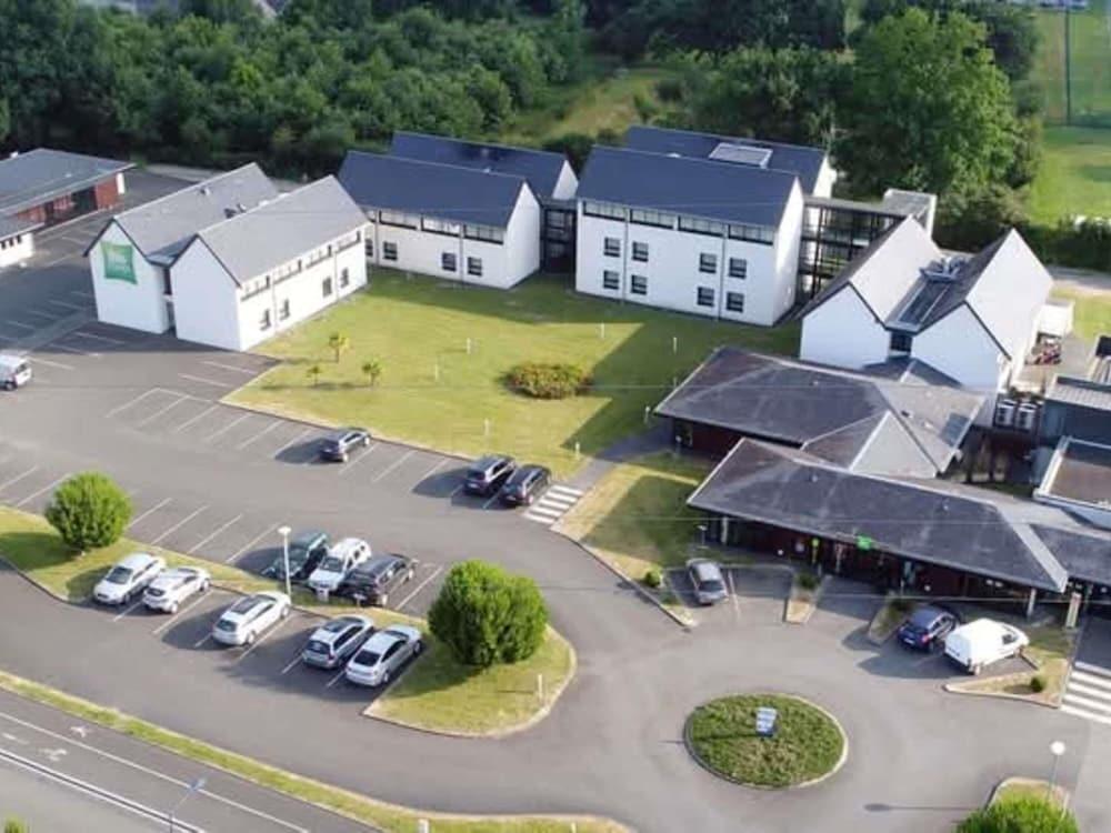 ibis Styles Segre Exterior