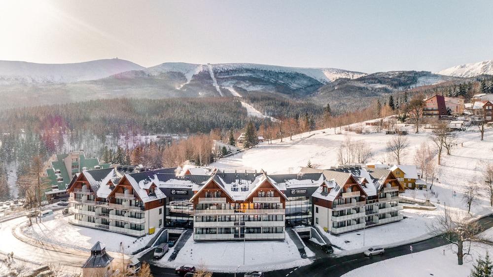 صن آند سنو تريفينتي ماونتن ريزيدنس