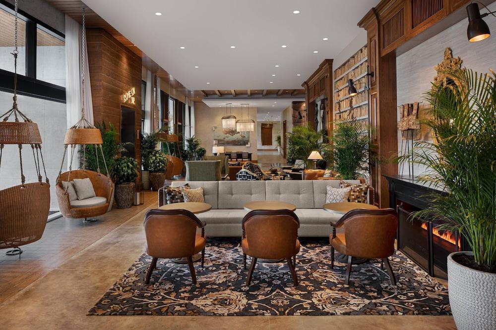 The Ben West Palm, Autograph Collection Lobby