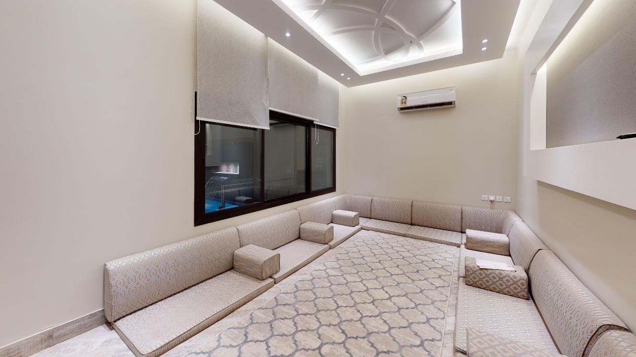 Amazing Chalet with Pool | 67 Indoor majlis