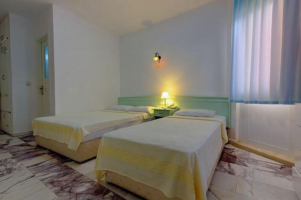 ماندالين هوتل