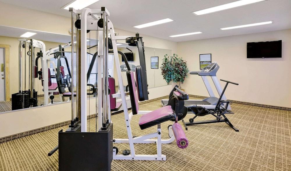Motel 6 Georgetown, SC - Marina Fitness Facility