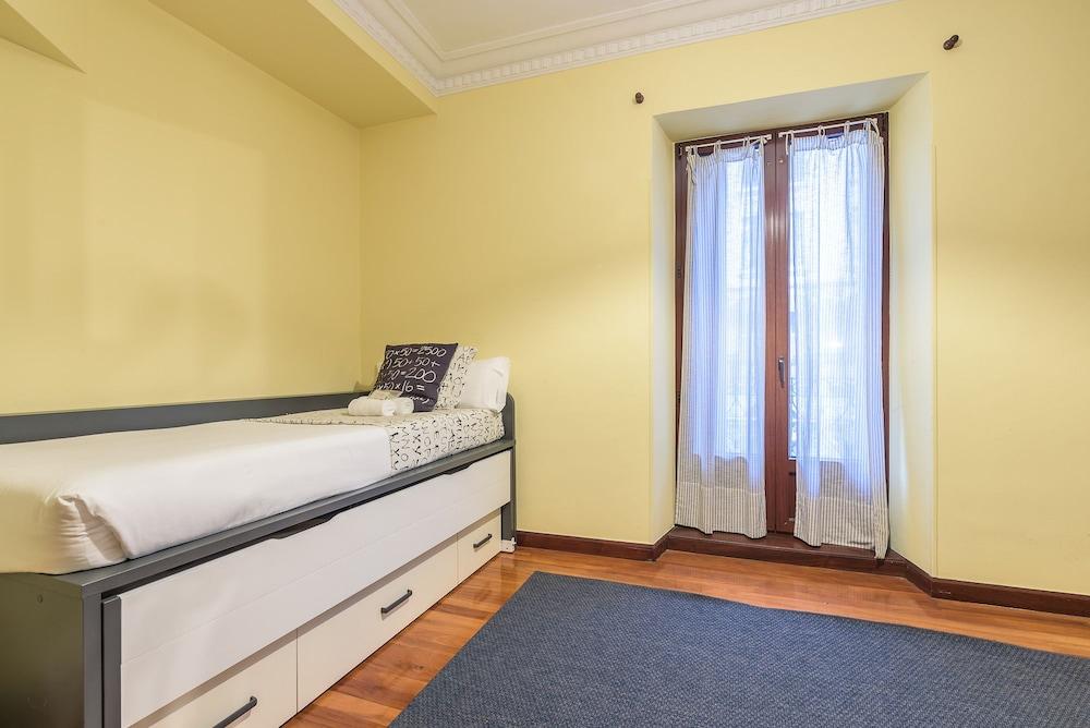 Mirakruz18 Room