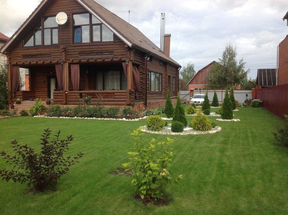 Hotel Tsvetochnaya 24