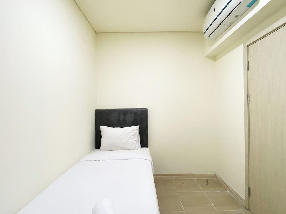 Cozy Living And Strategic 2Br At Meikarta Apartment