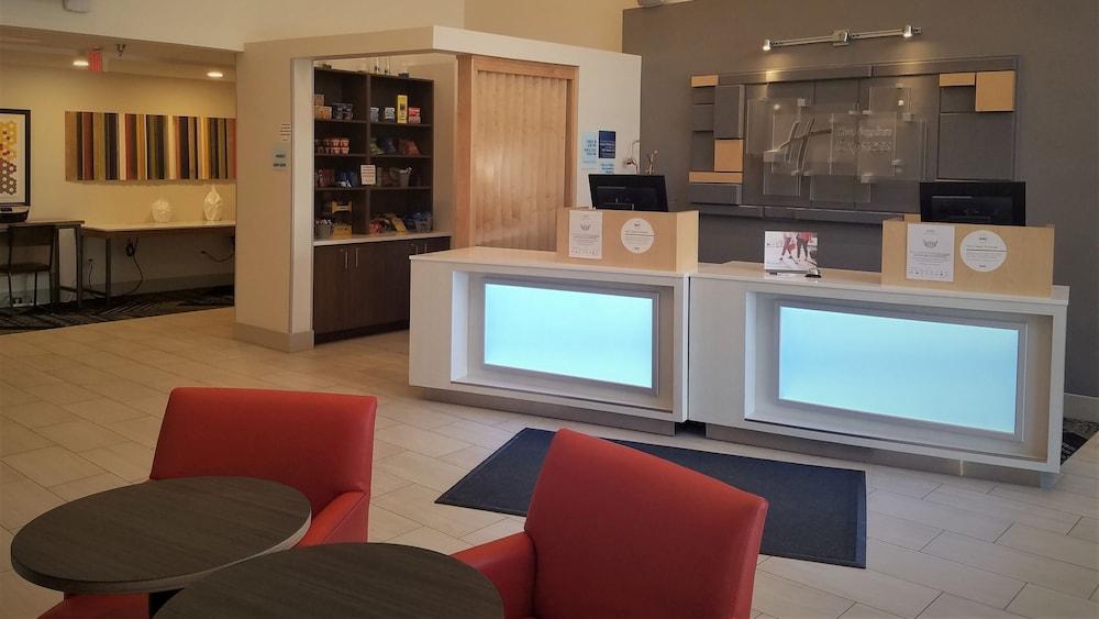 Holiday Inn Express Irwin (PA TPK Exit 67) by IHG Exterior