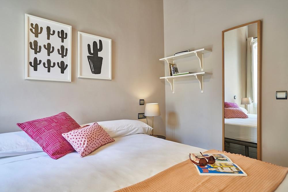 بيبارسيلونر سانتس أبارتمنتس غرفة