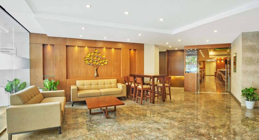 Ginger Vadodara RCR Lobby