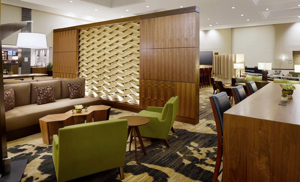 Marriott Columbus Northwest Lobby Lounge