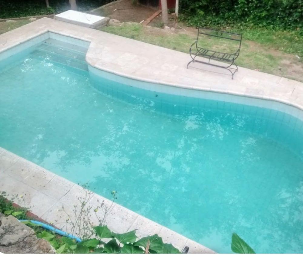 Cabañas El Challao Waterslide