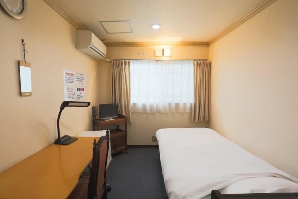Capsule and Sauna Narimasu - Caters to Men Room
