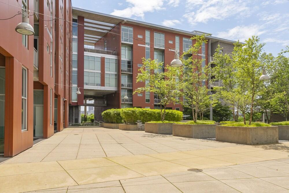 Unfurnished Condo | Amazing Layout with Balcony and In-building Storage Unit Exterior