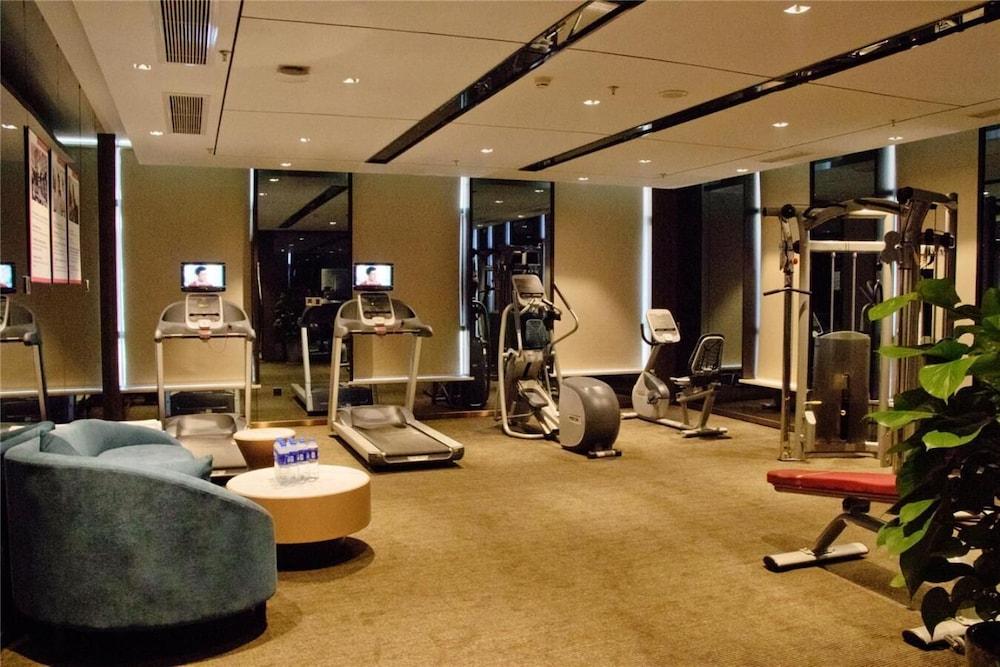 هاورد جونسون لايف جيكور تشو مرفق اللياقة البدنية