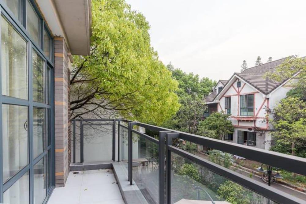 شانجهاي واي يو إن كيو آي فيلا المنطقة الخارجية