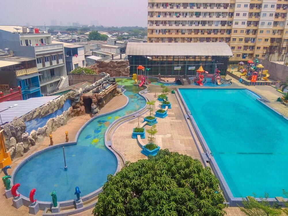 Cozy with River View @ 2BR Teluk Intan Apartment Aerial View