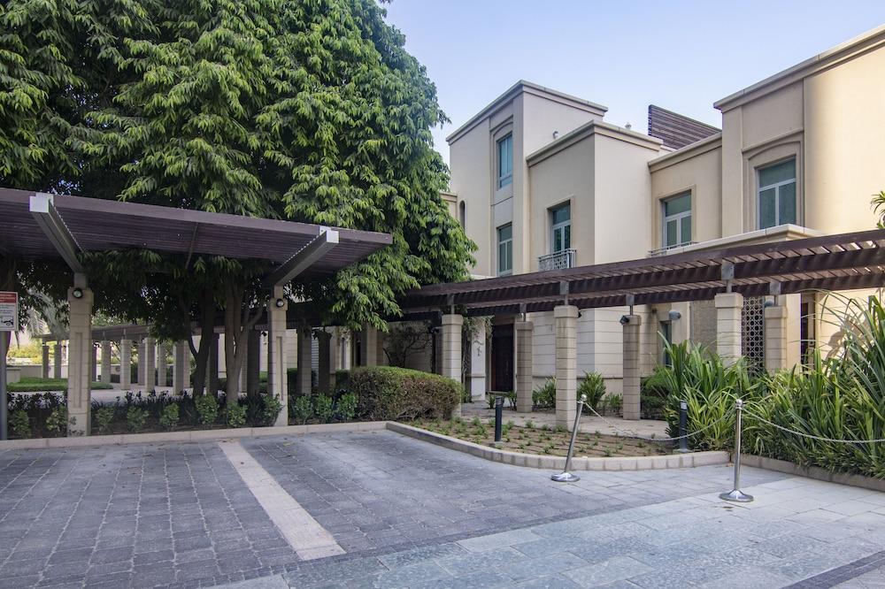 فيلا مسك باي ديلوكس هوليداي هومز المنطقة الخارجية