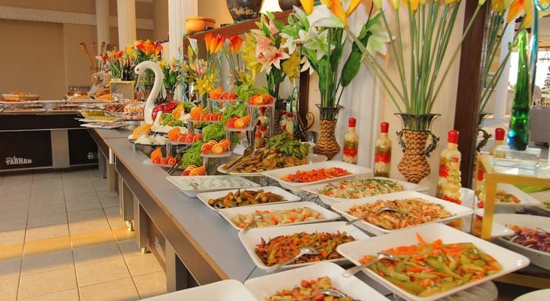 Club Tarhan Beach Hotel