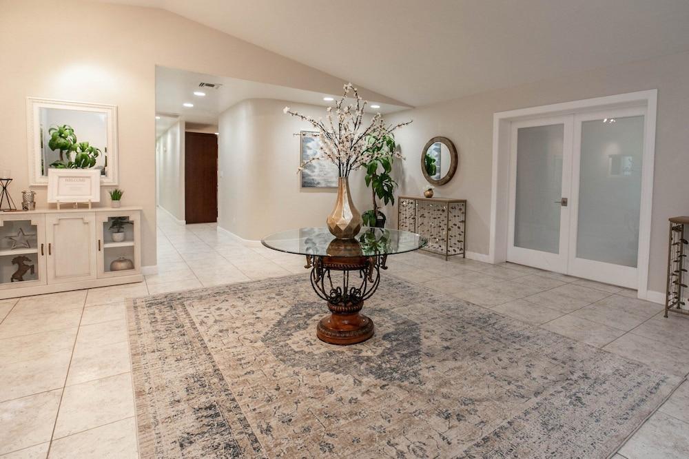 Jenan Ranch Interior