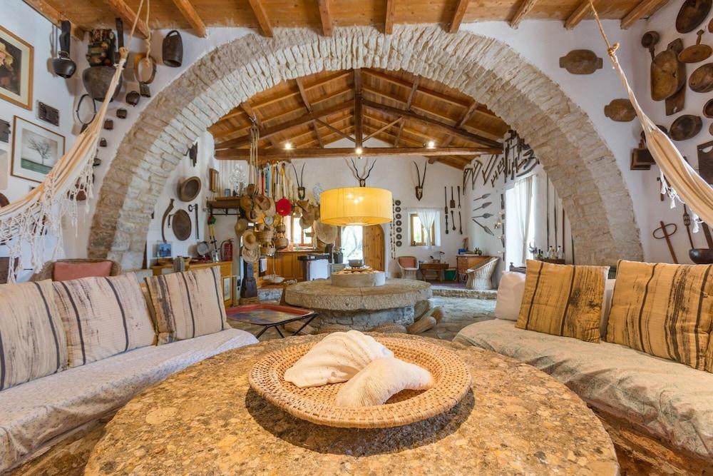 ذي أوليف بريس - أجني باي لارج برايفت بول واك تو بيتش سي فيوز إيه سي ويفي كار نوت ريكير - 231 داخلي