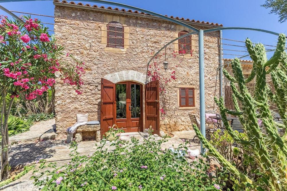 Casa Pina
