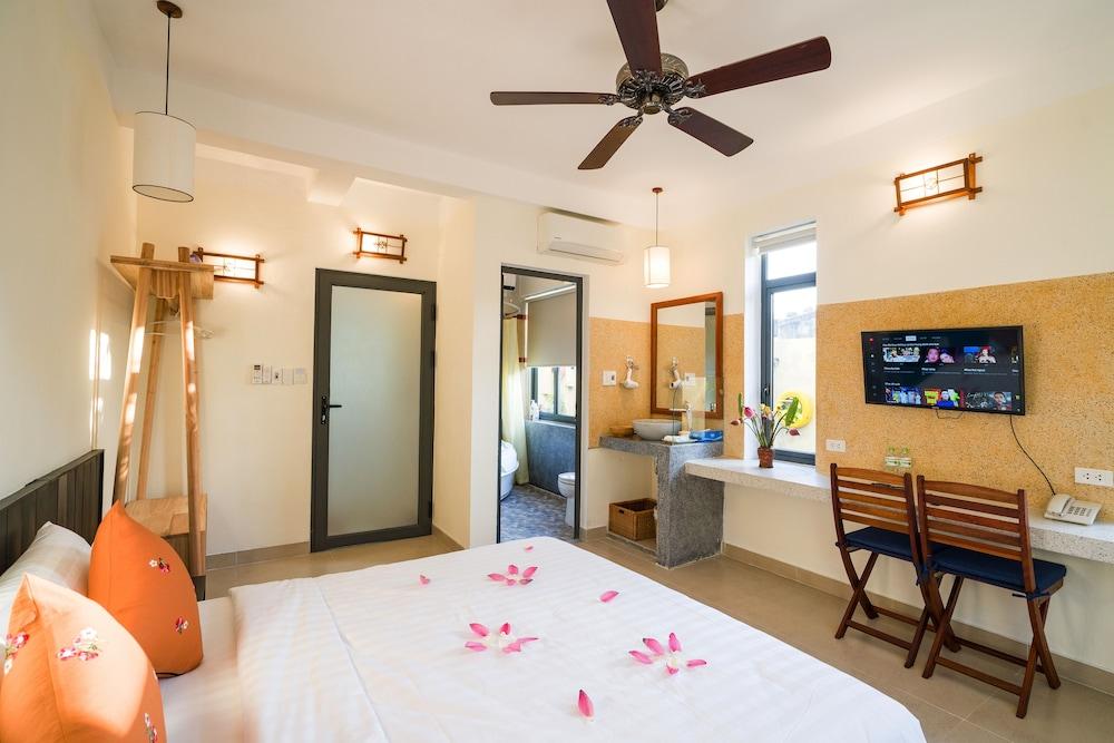 May Villa and Spa Hoi An Room