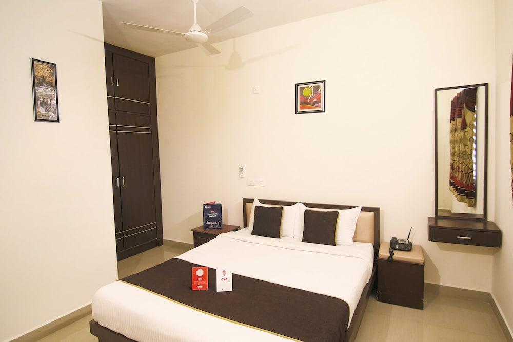 OYO 10043 SRK Guesthouse