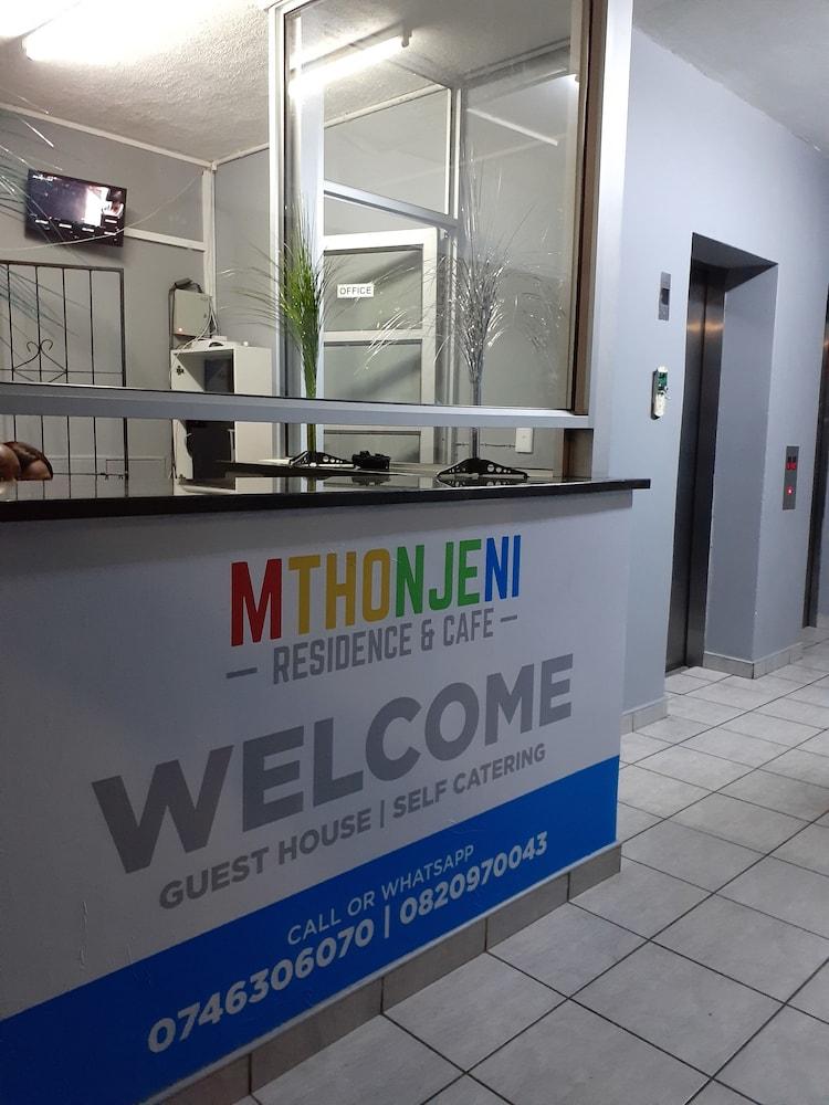 Mthonjeni Residence and Cafe Reception