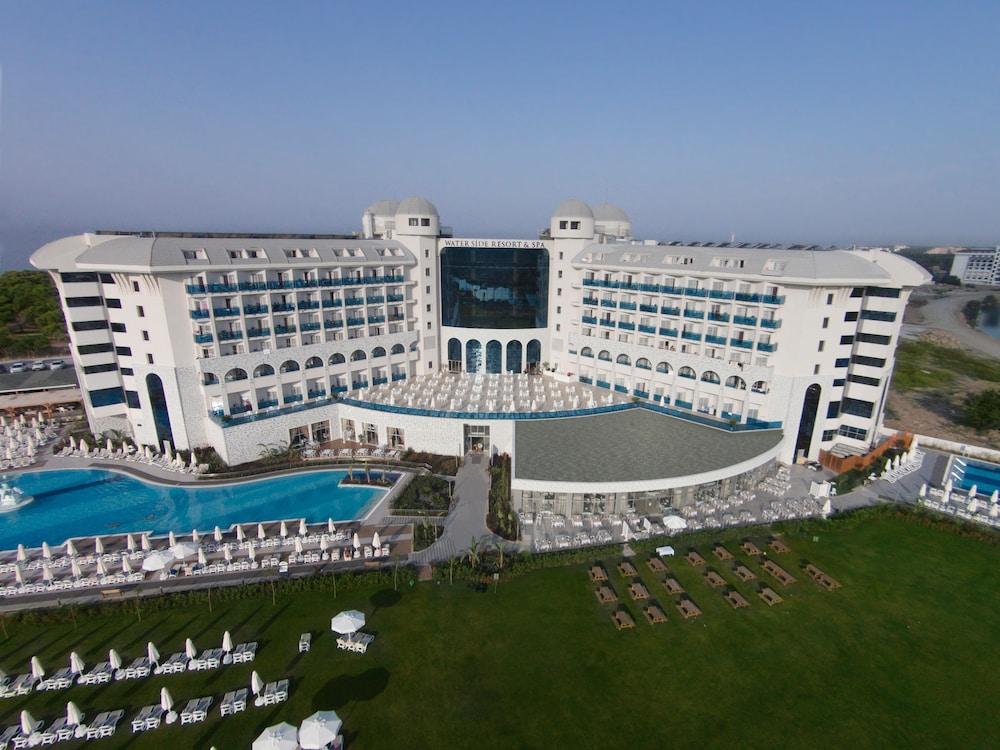 ووتر سايد ريزورت آند سبا - بسعر شامل جميع الخدمات منظر من الجو