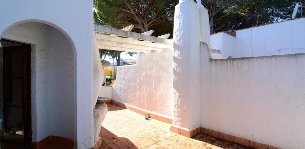 كاسا كون باركينج، إيديال بارا فاميلياز المنطقة الخارجية