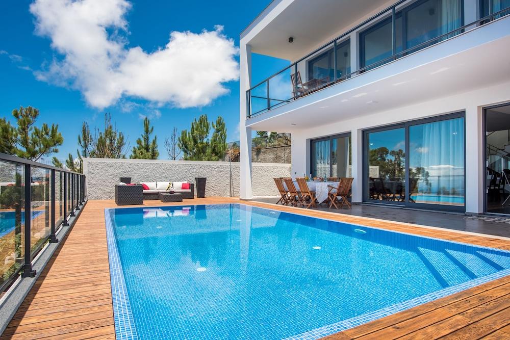 Villa Enjoy by MHM