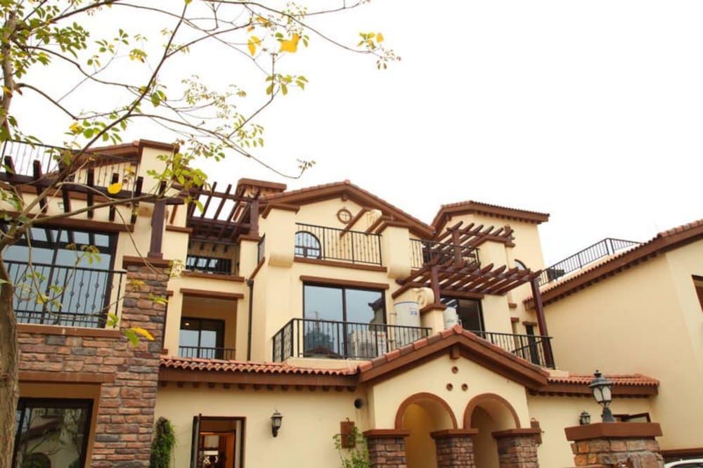Tian Yue Hui Hot Spring Villa