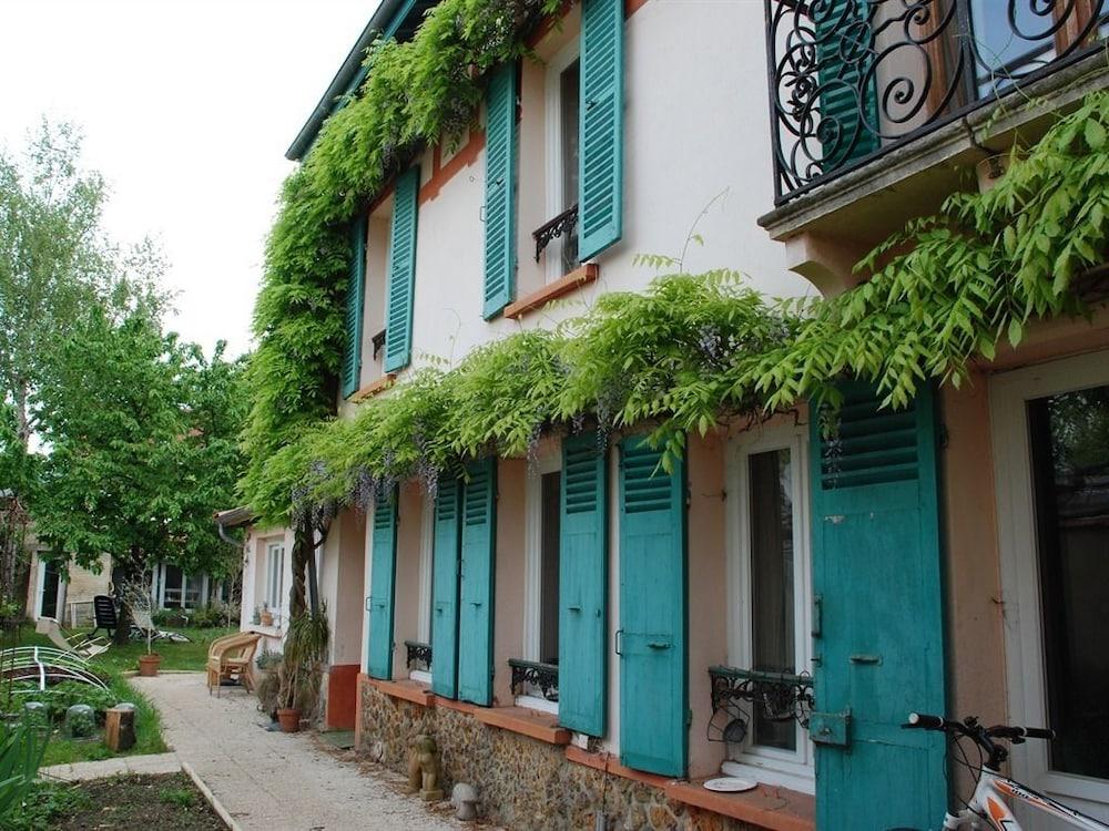 Chambre d'Hôtes - Chez Kate Featured Image