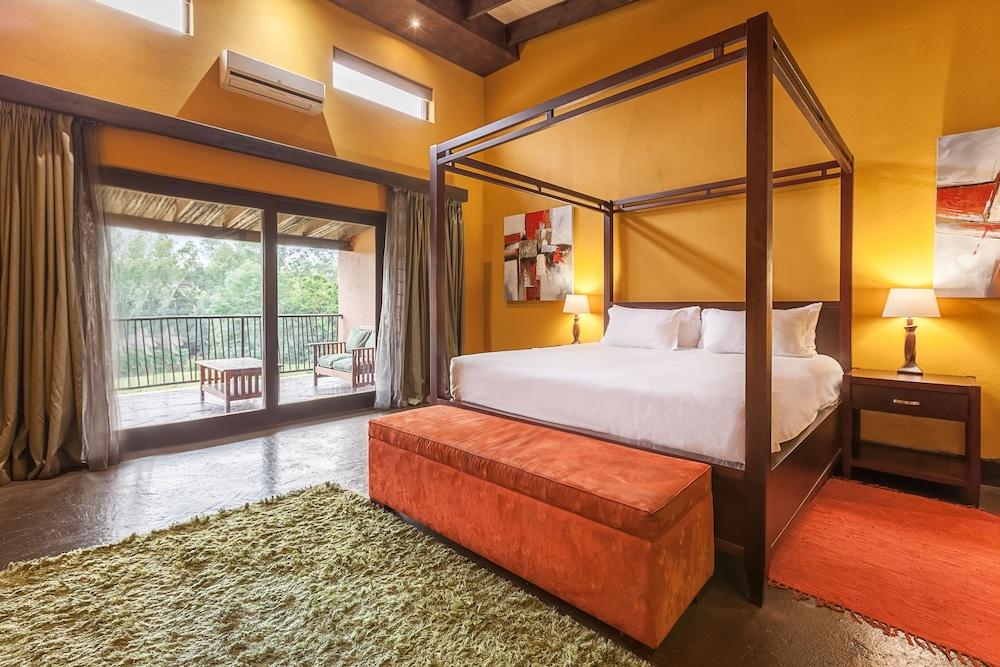 ريفرستون لودج