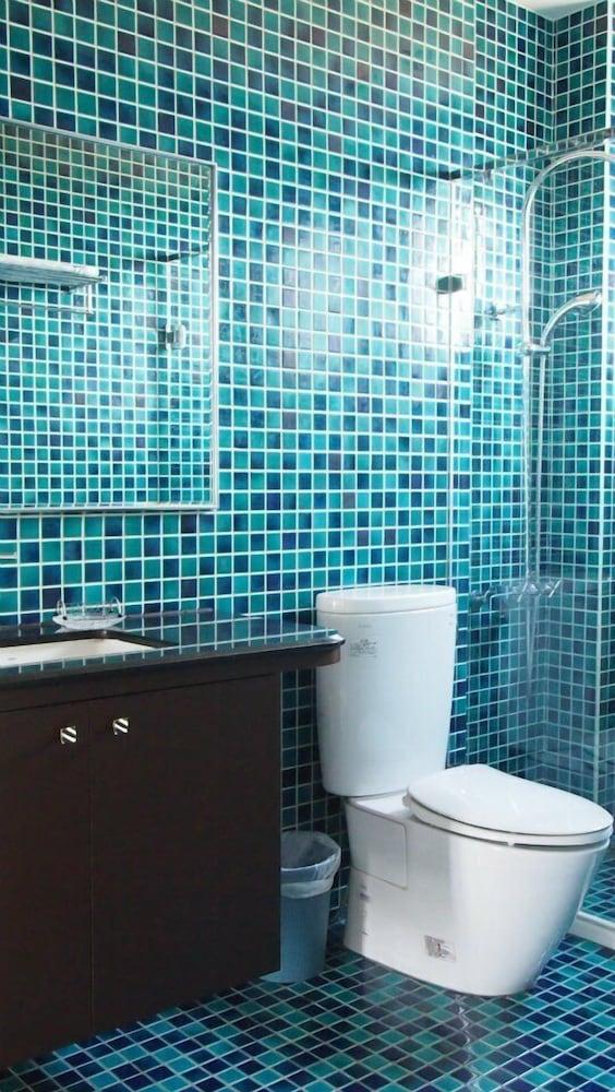 Image Shagang Bathroom