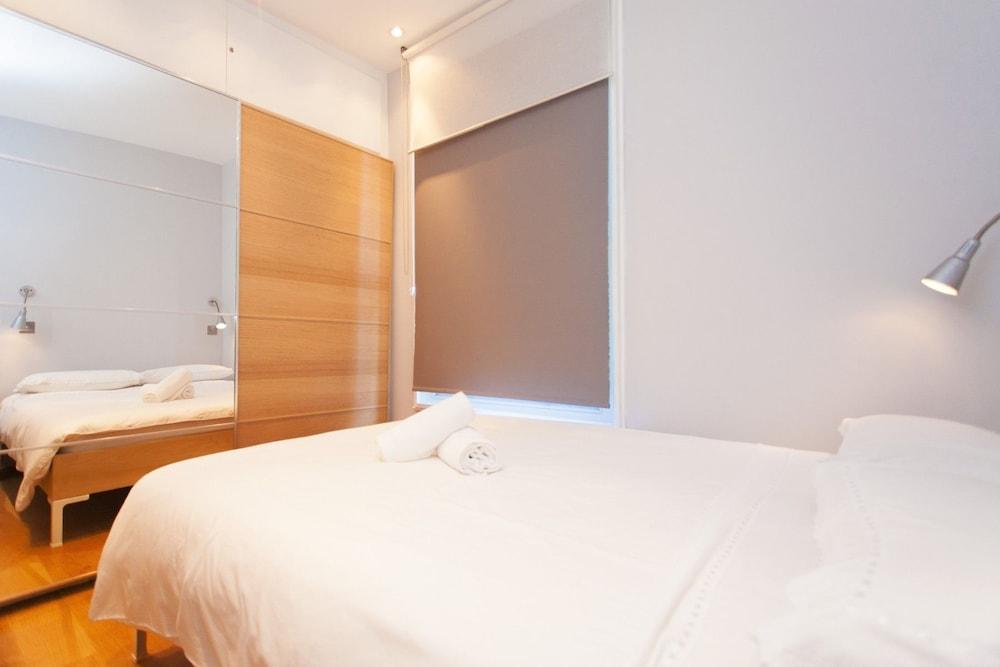 كامدن تاون كلرفول ماركت أتموسفير غرفة