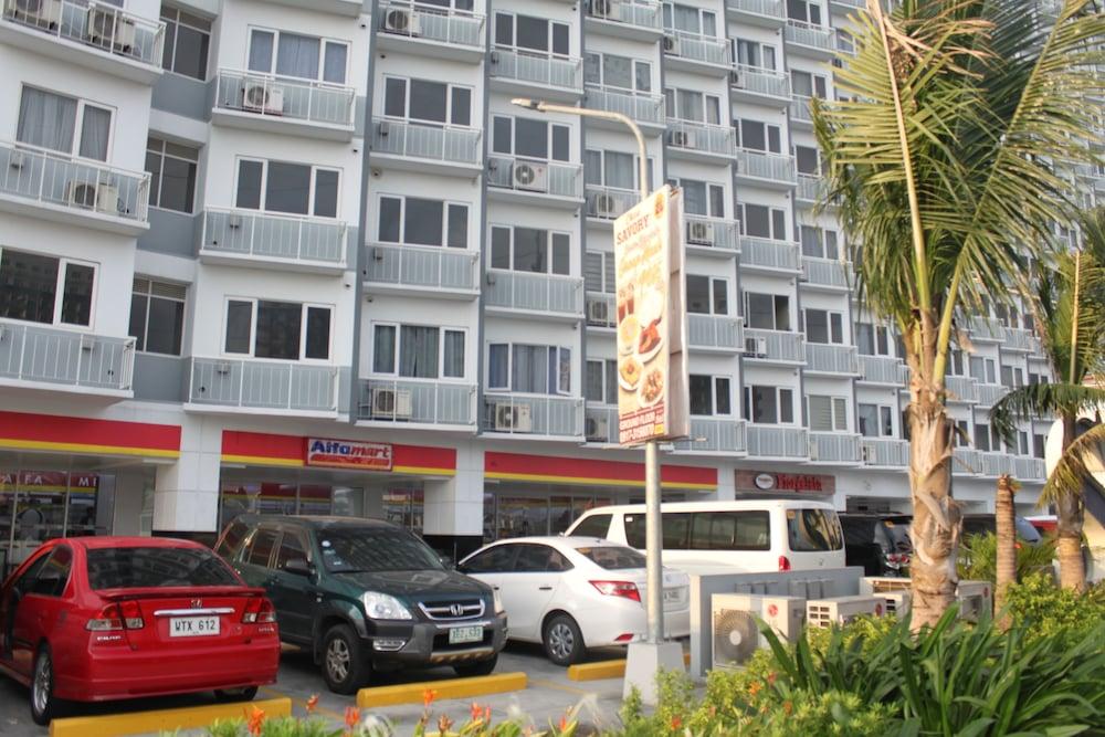 Shell Residences Apartment by Homebound Exterior detail