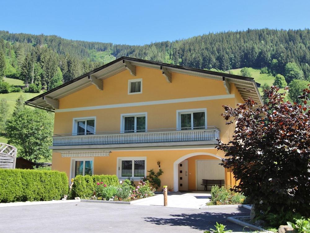 Cozy Chalet With Sauna in Zell am See, Salzburg