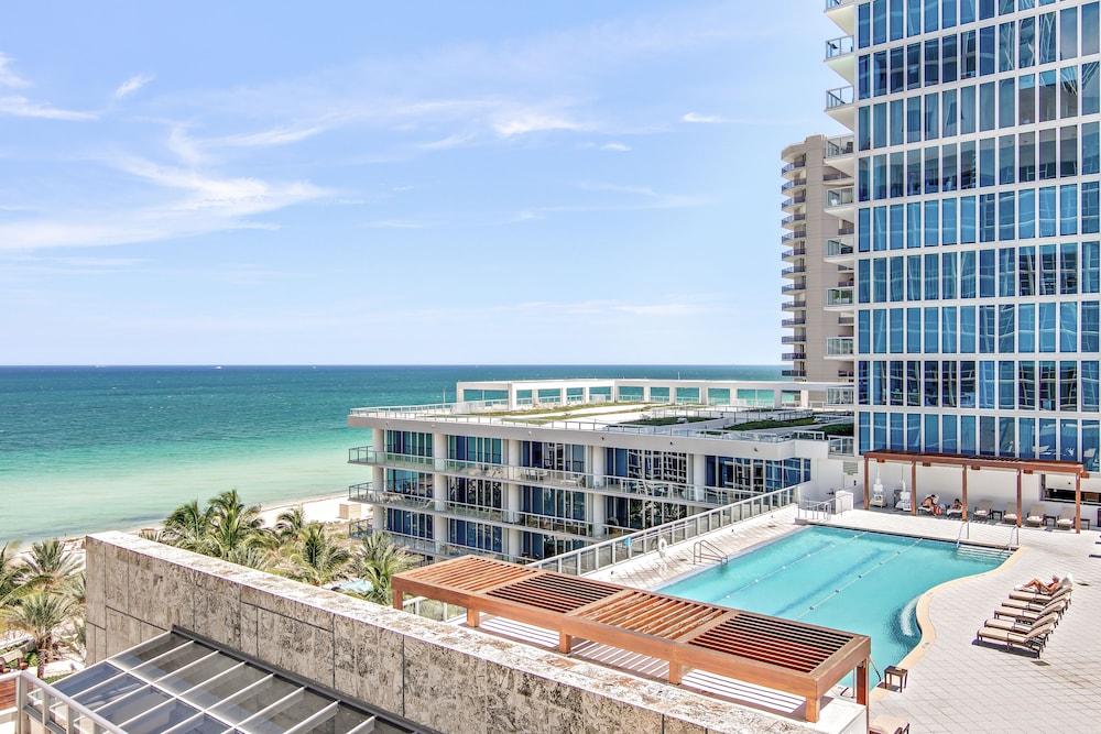 Carillon Miami Wellness Resort