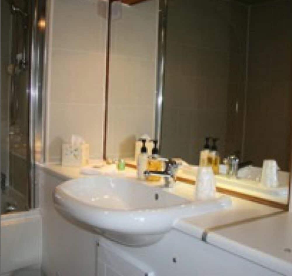 ذي أوليف برانش إن حمام