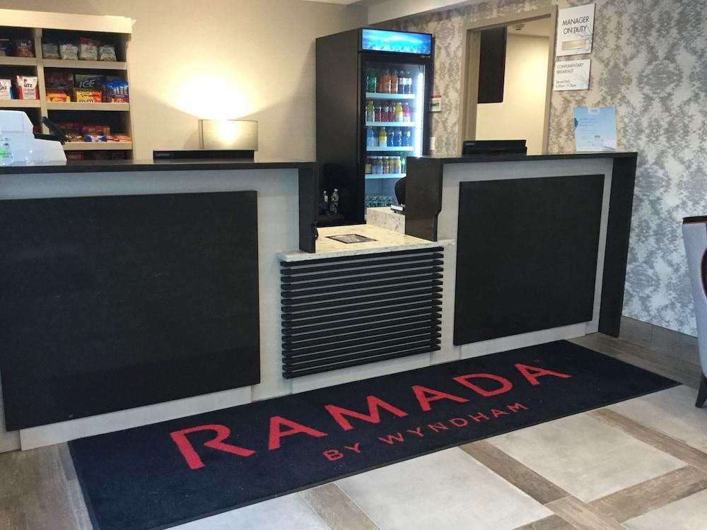 Ramada by Wyndham Bronx Terminal Reception