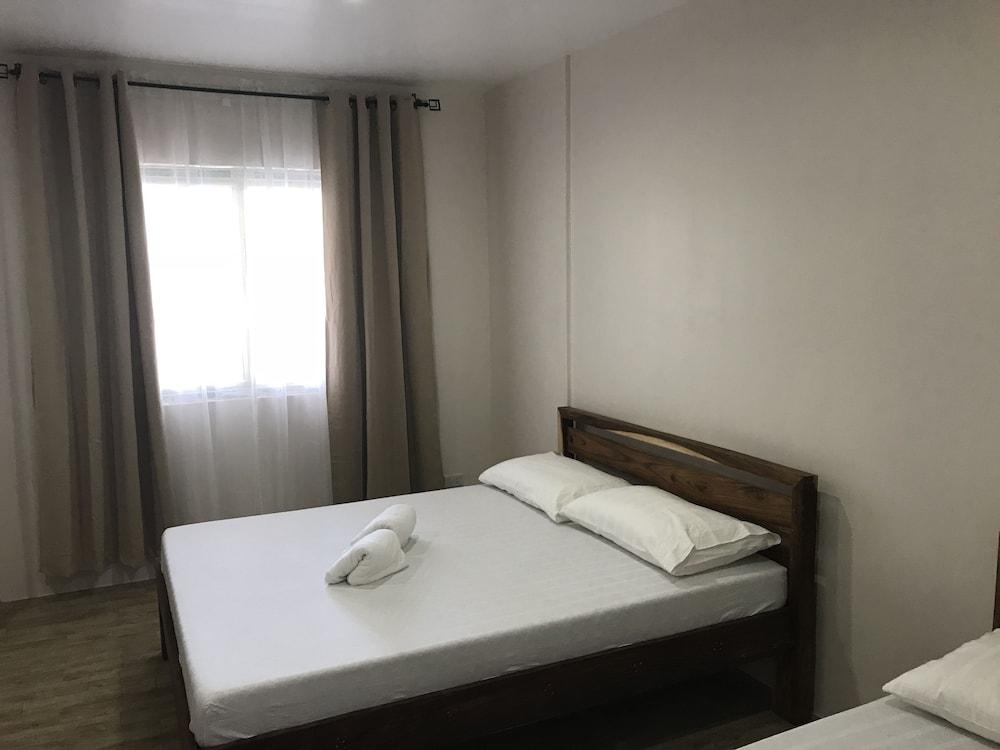 سي بريز بيتش لودج غرفة